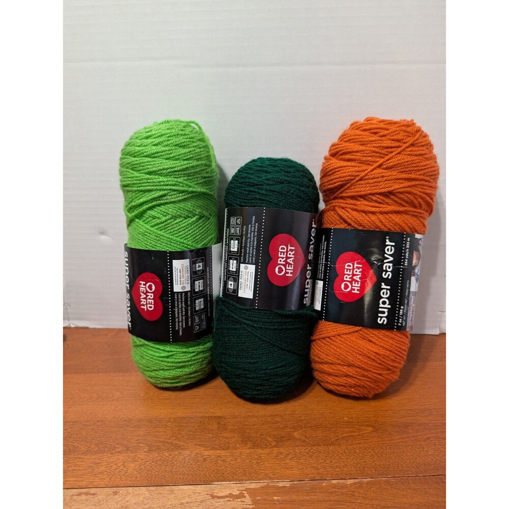 Red Heart Super Saver  Yarn 3 Skeins Hunter Green ,Spring Green, & Carrot. 4-Med